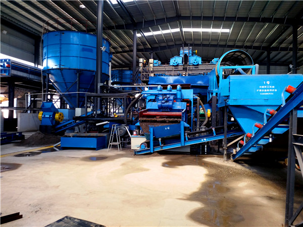 隆中洗沙機<a href=http://www.hostpanda.cn/tags/xishahuishouji target=_blank class=infotextkey><a href=//tags/xishahuishouji target=_blank class=infotextkey>細沙回收機</a></a>04.jpg