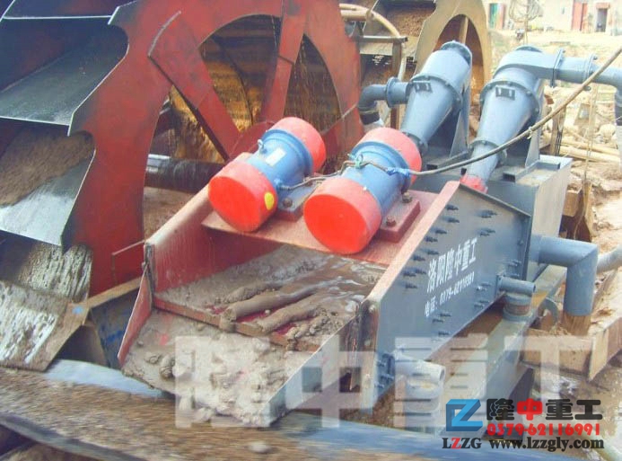 <a href=http://www.hostpanda.cn/tags/xishahuishouji target=_blank class=infotextkey><a href=//tags/xishahuishouji target=_blank class=infotextkey>細(xì)沙回收機(jī)</a></a>現(xiàn)場(chǎng).jpg